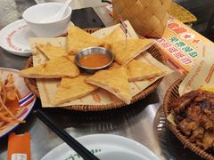 -小小集渔·泰式大排档(太古里香槟店)