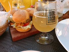 -麦落精酿啤酒餐吧(先农大院店)