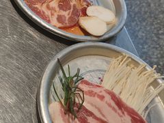 -欧巴炭烤肉오빠숯불구이(南京东路店)