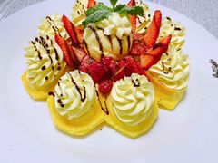 鲜奶油草莓华夫-娜娜家·Nana's restaurant(国金汇店)