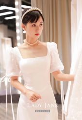 -Lady  Jane高端婚纱礼服馆
