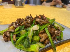 菜心炒鸡杂-天宝食坊·啫啫煲大排档(西华路店)