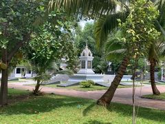 -吐斯廉屠杀博物馆