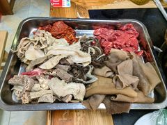 -金鼎雪山牦牛杂火锅(理县总店)