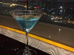 -荣誉国际酒店-云顶旋转餐厅