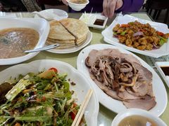 农家手撕菜-李连贵熏肉大饼(兴工街店)