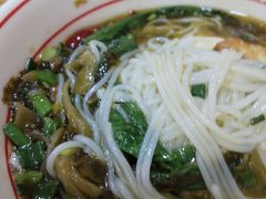 -叶伟胡辣壳面(两路口店)