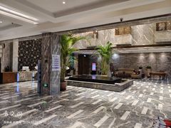 -弘安丽水温泉酒店