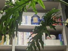 -谷咖啡·鲜花绿植花园餐厅