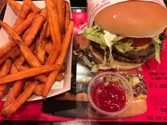 -FATBURGER 特富客汉堡(外交公寓店)