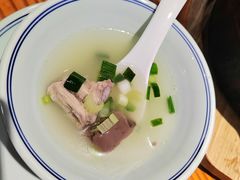 -九道菜有鸡鱼头(石鼓路店)