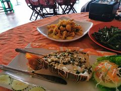 咸蛋黄鱿鱼-灯笼馆海鲜餐厅