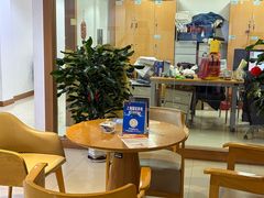 -上汽荣威体验中心(徐汇东安路店)