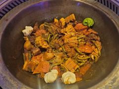 -山河屯铁锅炖(哈西站店)