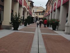 -佛罗伦萨小镇广佛名品奥特莱斯(疏港路店)