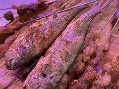 -夜火烤摊·东北烧烤酒场·老杨小黄鱼