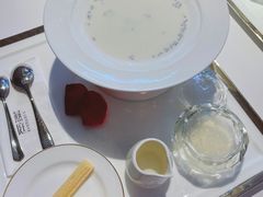 -燕庭·纯燕窝·甜品下午茶(南京西路店)
