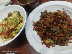 -湖南人家湘菜馆(镇江路店)