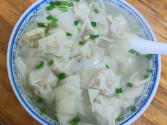 -胖子馄饨坊