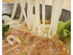 冬阴功猪扒汤粉-春晖饭堂(中山大学南校区店)