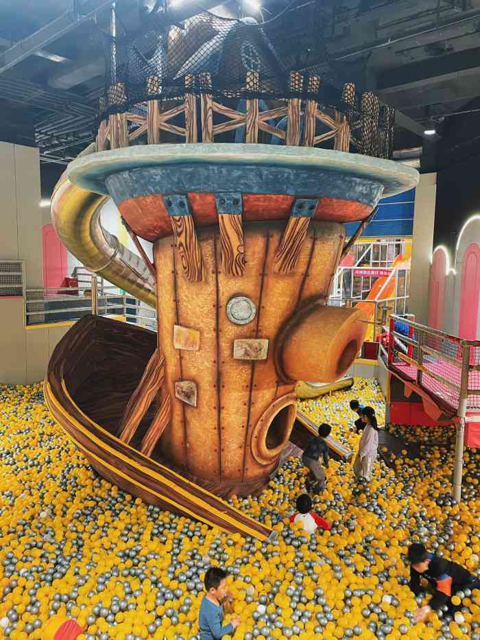 dojump蹦床公园-"奥利给,没毛病,蹦床特别刺激,就是比较容.