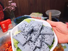 -渝大龙重庆火锅(温泉月亮湾店)
