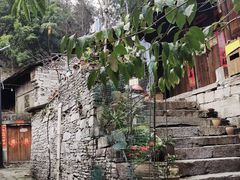 -高荡千年布依古寨旅游景区