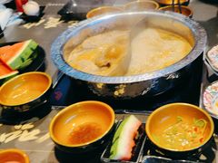 -牛武士寿喜烧·和牛火锅自助(全球首店)