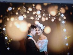 -燕西婚纱摄影工作室(友盛上都写字楼店)