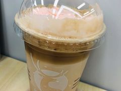 珞珈樱花拿铁-瑞幸咖啡(卓越城店)