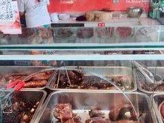 -老鼎万春卤菜(五代传承创始老店)