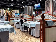 大堂-巴扎美食·新疆菜·西域歌舞表演餐厅(新疆大厦店)