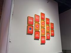 -何师烧烤·小龙虾·江湖川菜·精酿啤酒(成温店)