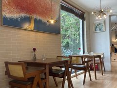 -Mark&Mars Restaurant