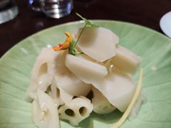 -湖畔鲁菜·二十年老字号餐厅(大明湖店)