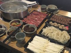 -云聚汇牛很鲜潮汕牛肉火锅(克拉玛依汉博店)