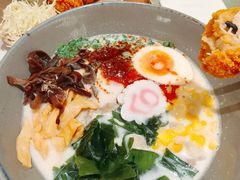 樱樱豚骨拉面-池奈·咖喱蛋包饭(熙地港店)