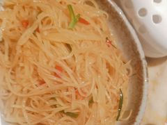 -佬麻雀·新湘菜(珠海金发购物中心店)