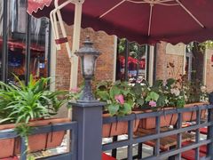 -青瓦炭韩潮烤肉(花园道店)
