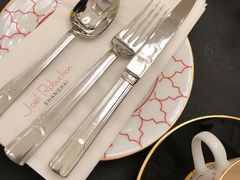 -Salon de The de Joel Robuchon(外滩18号店)