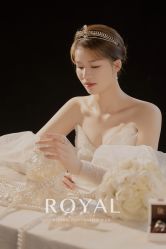 点击看大图 -挪娅婚纱摄影皇家会所