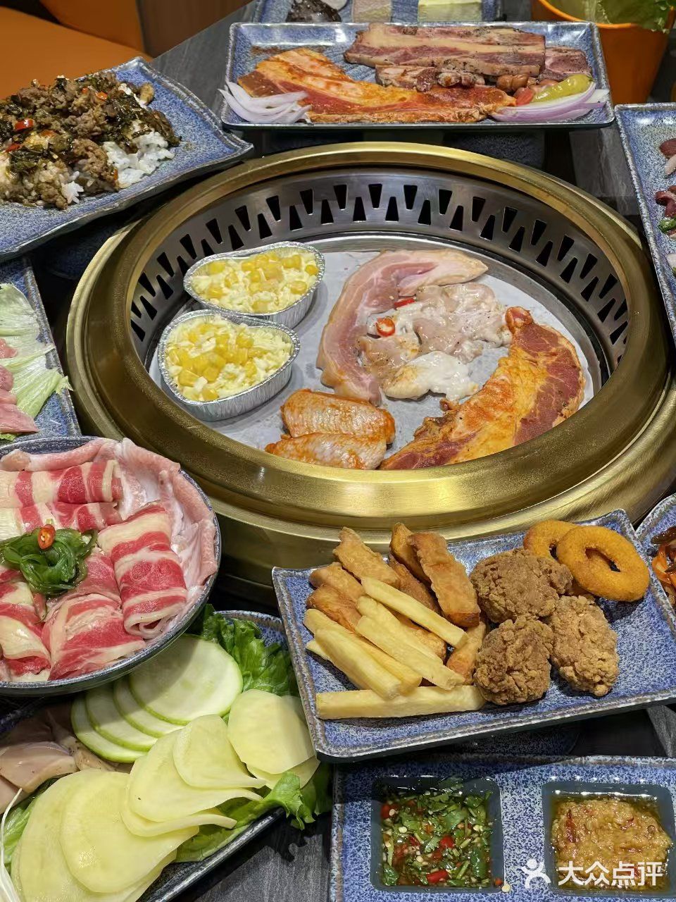 周末就是一起吃烤肉~118℃长安烧肉坊