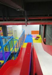 -蹦贝运动中心·蹦床·攀岩·闯关(龙岗店)