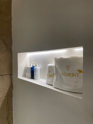 -VALMONT·若嫚蝶国际美肤中心