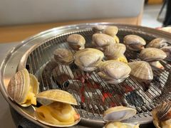 -围炉肉舍•炭烤活鳗•丹东海鲜烤肉(步行街店)