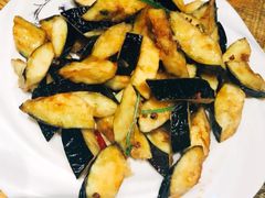 -阿洪锅贴王(小吃城店)