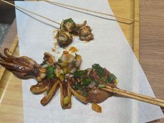 -街角等你.大连海鲜烧烤.经典铁板海鲜串(西安路店)