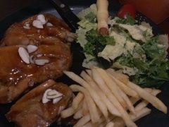 照烧鸡排-魔女厨房(明洞店)