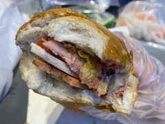 -Bánh Mì Huynh Hoa