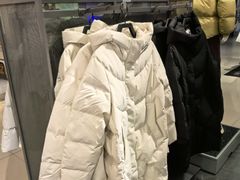 -燕莎奥特莱斯购物中心